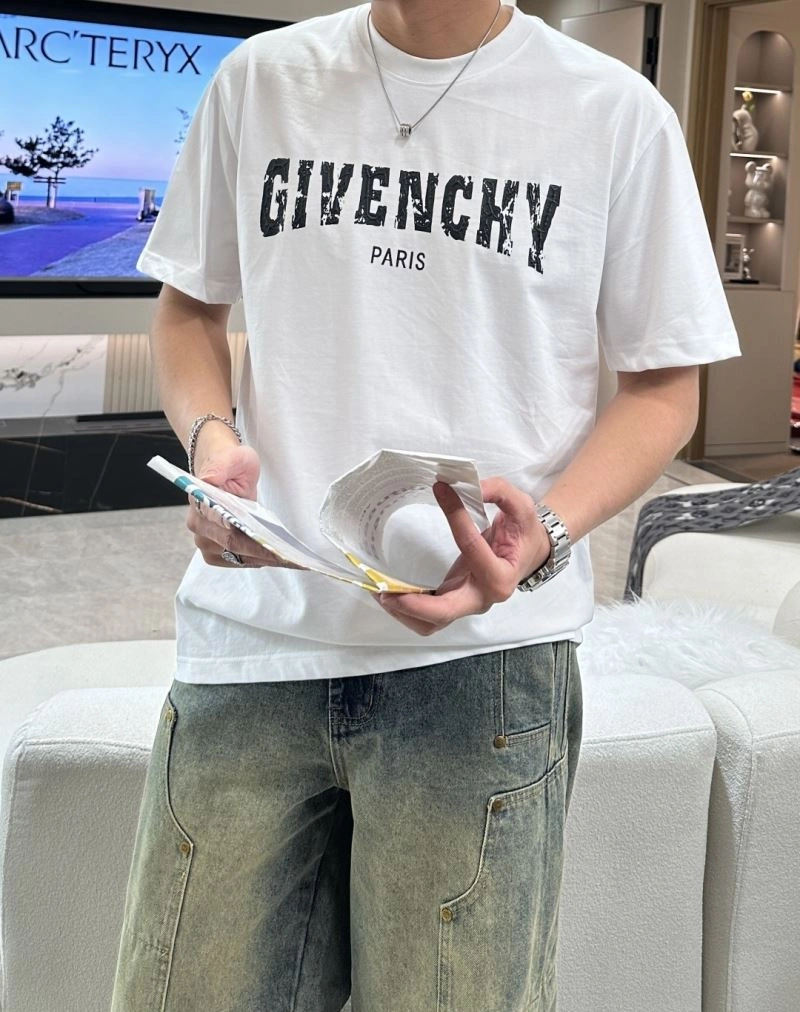 WrinkleFree Givenchy T-Shirts 123932