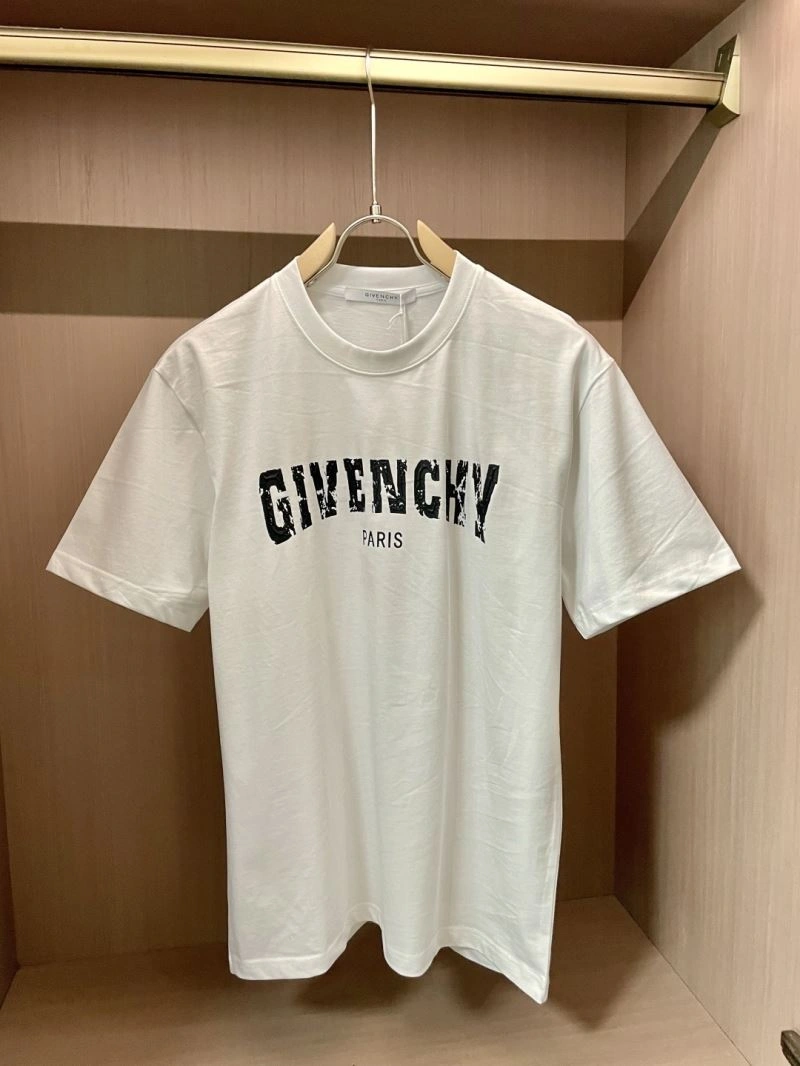 WrinkleFree Givenchy T-Shirts 123932
