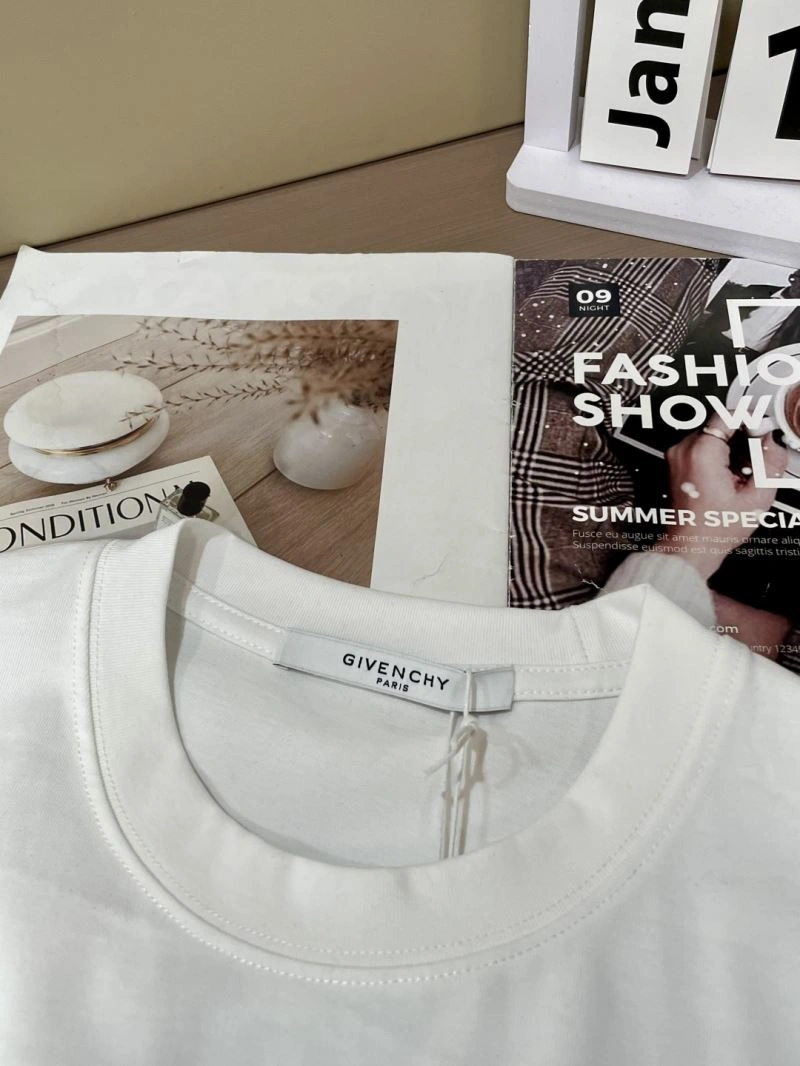 WrinkleFree Givenchy T-Shirts 123932