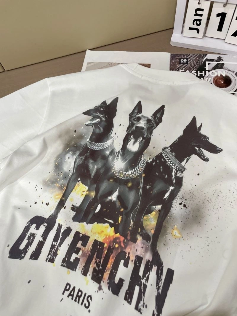 WrinkleFree Givenchy T-Shirts 123932