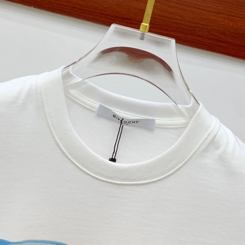 Givenchy T-Shirts Flexible 123910