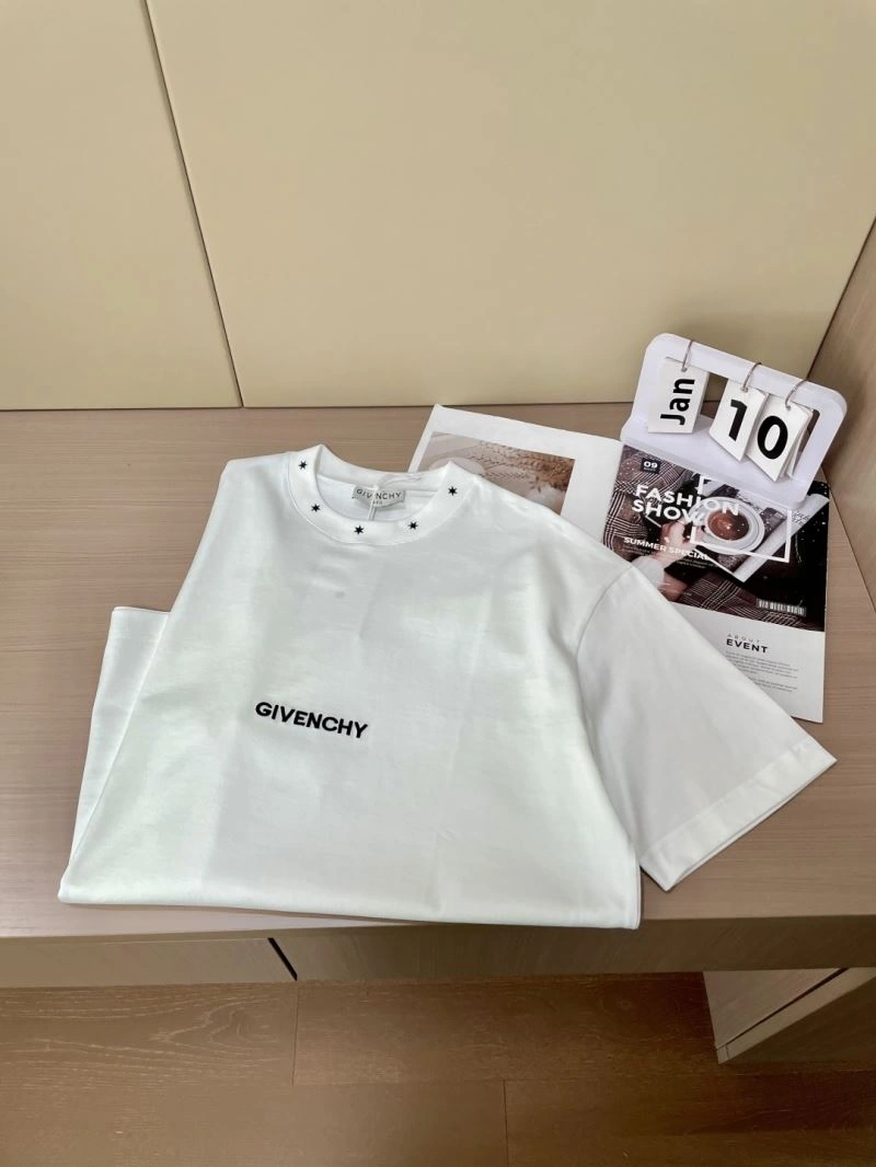 Chic Givenchy T-Shirts 123901