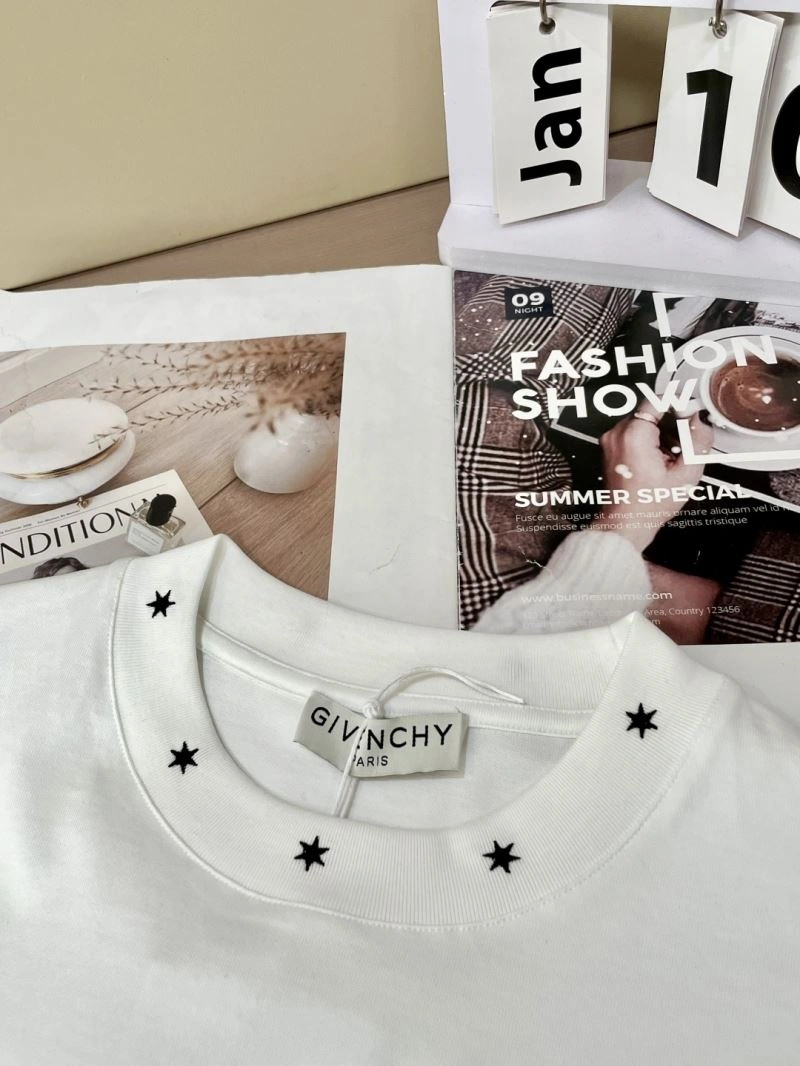 Chic Givenchy T-Shirts 123901