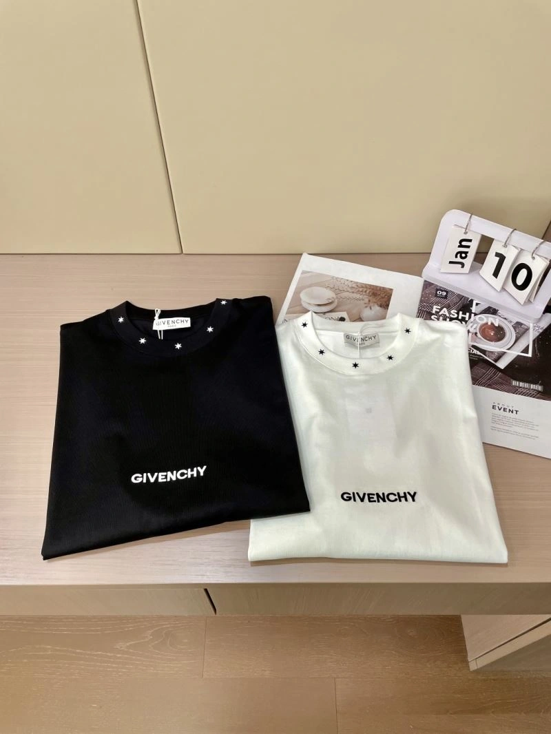 Givenchy T-Shirts WaterResistant 123900