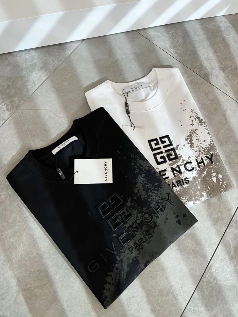 Durable Givenchy T-Shirts 123897