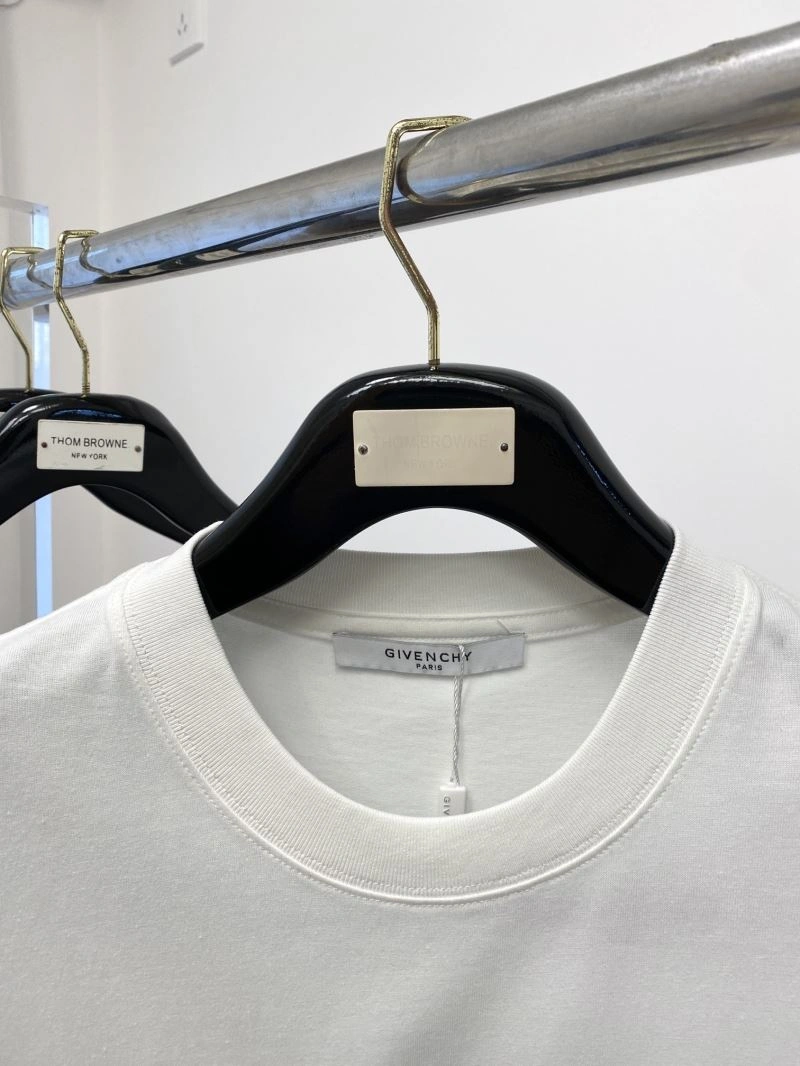 HighQuality Givenchy T-Shirts 123894