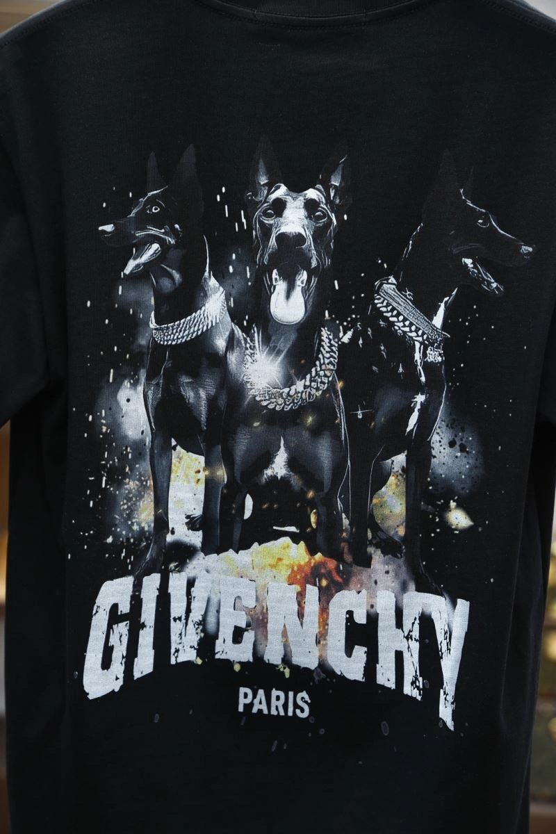 Givenchy T-Shirts Durable 123880