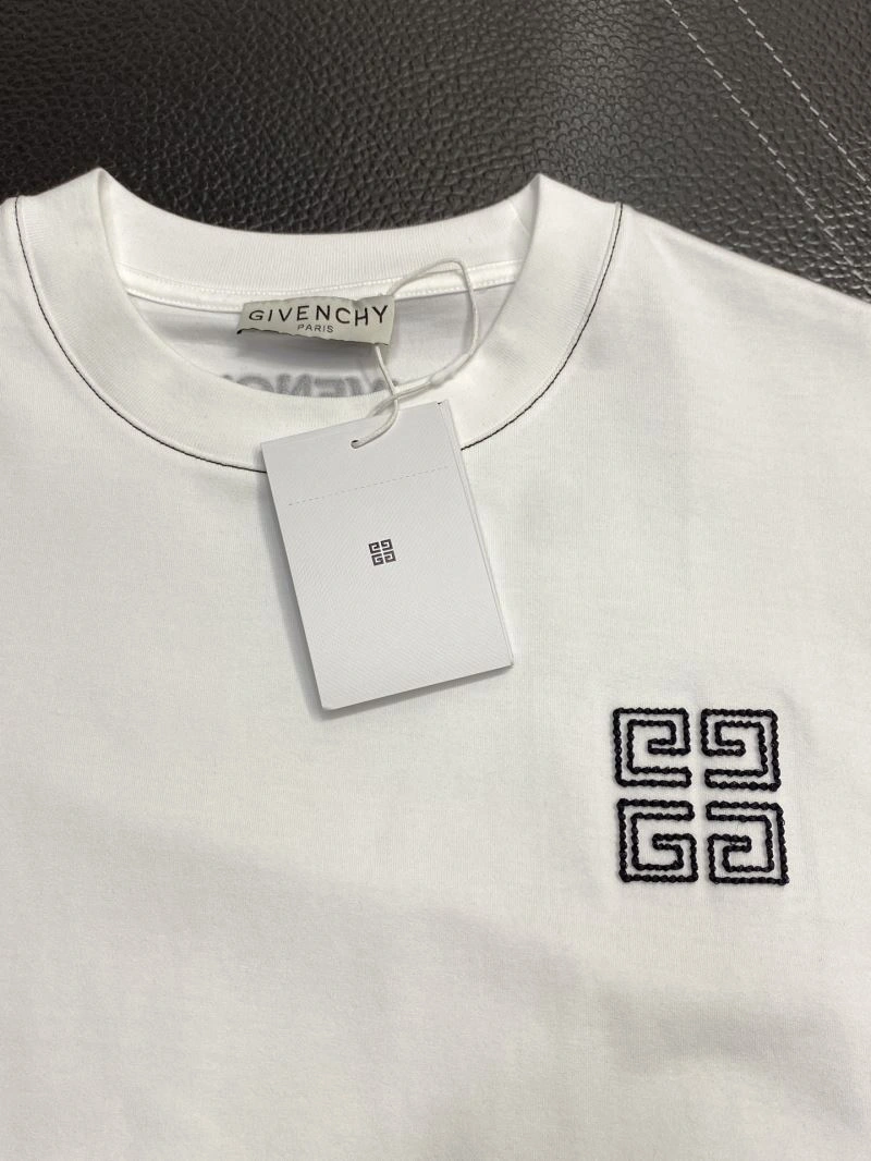 Practical Givenchy T-Shirts 123879