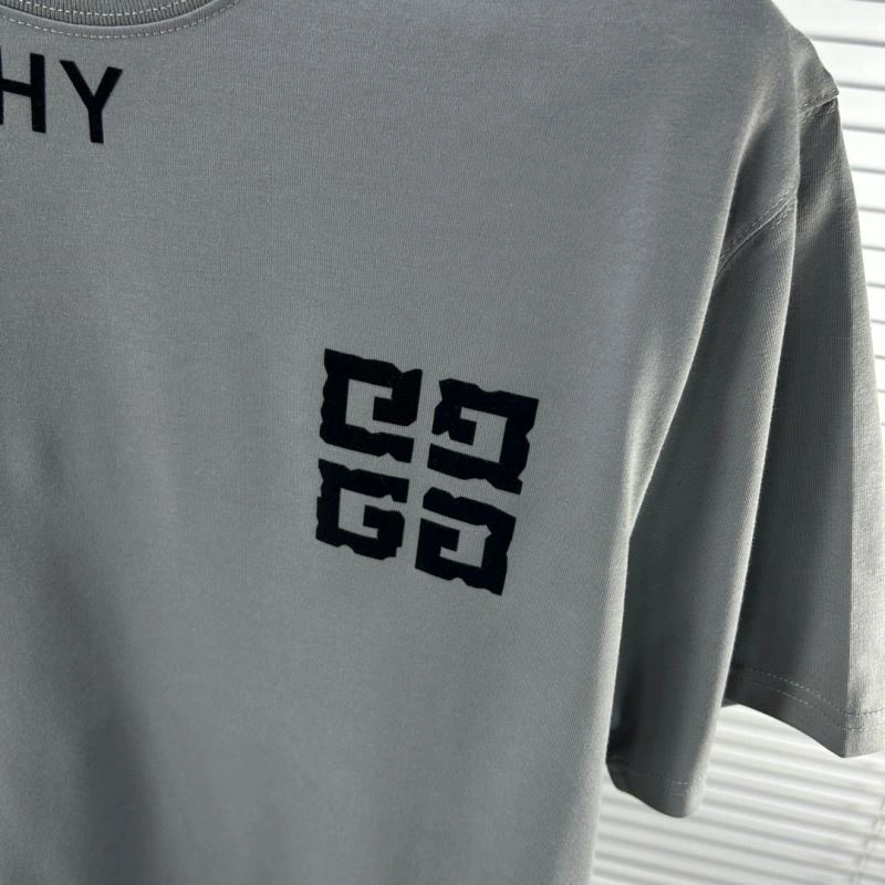 Givenchy T-Shirts Flexible 123868