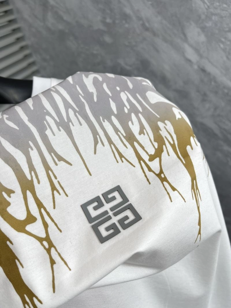Givenchy T-Shirts Practical 123891