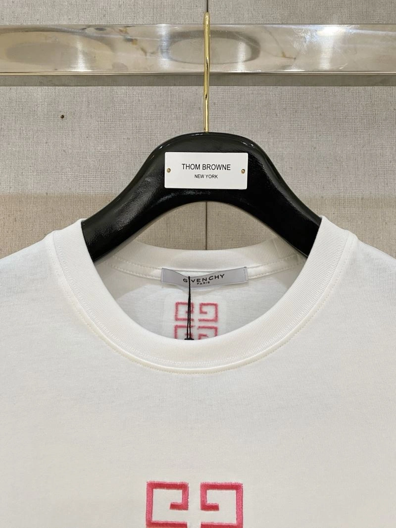 RelaxedFit Givenchy T-Shirts 123866