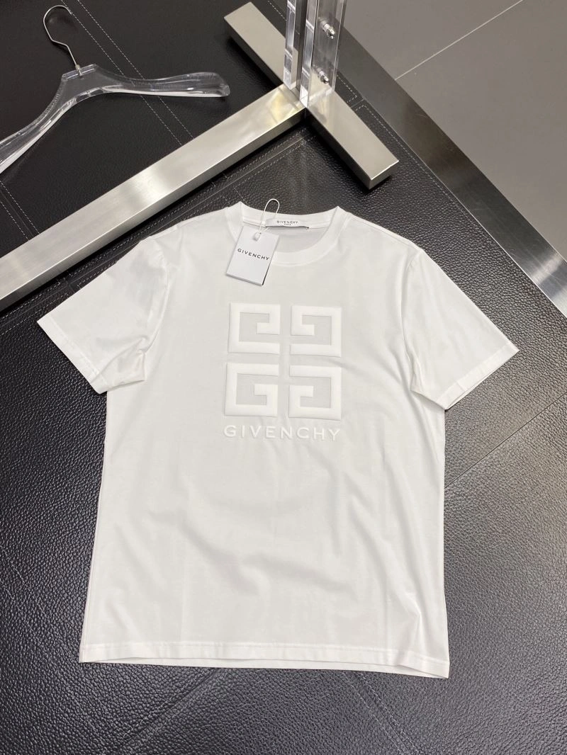 WaterResistant Givenchy T-Shirts 123865
