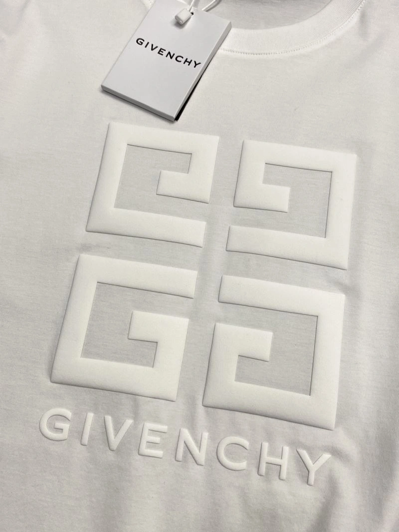 WaterResistant Givenchy T-Shirts 123865