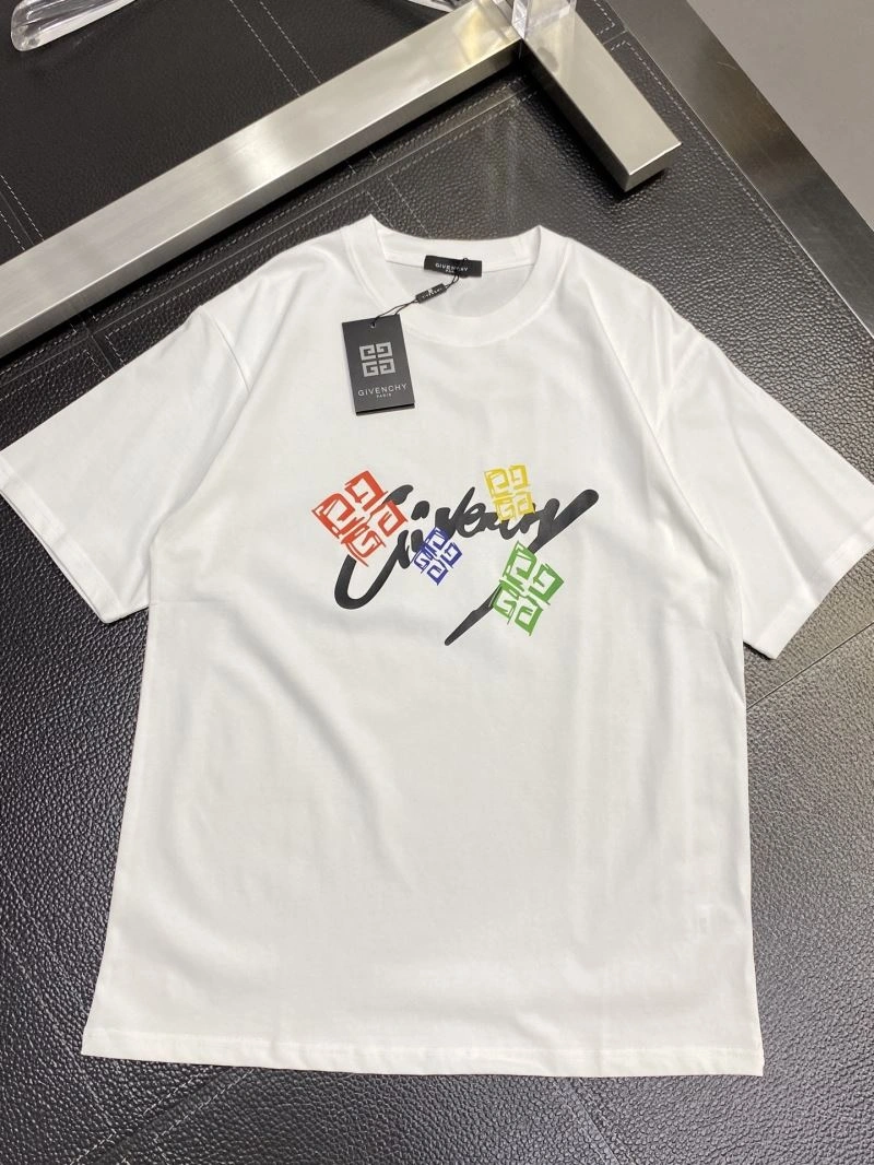 AllSeason Givenchy T-Shirts 123873
