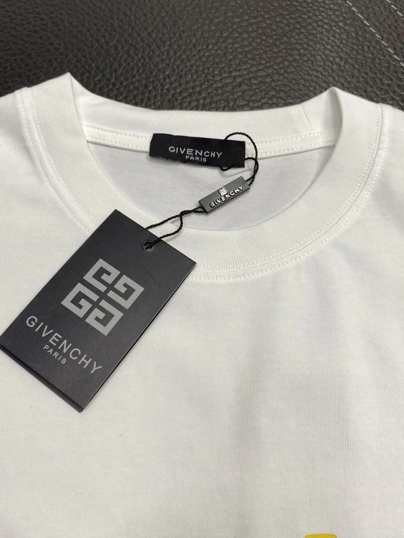 AllSeason Givenchy T-Shirts 123873