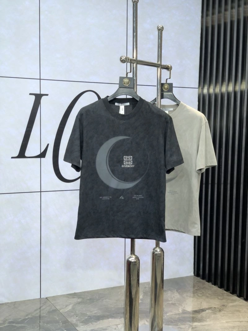 EasyCare Givenchy T-Shirts 123875