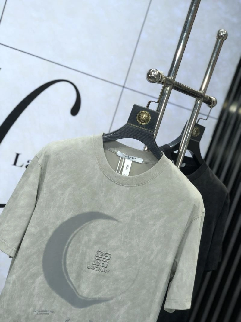 Givenchy T-Shirts WrinkleFree 123887