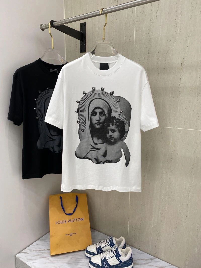 WellDesigned Givenchy T-Shirts 123892