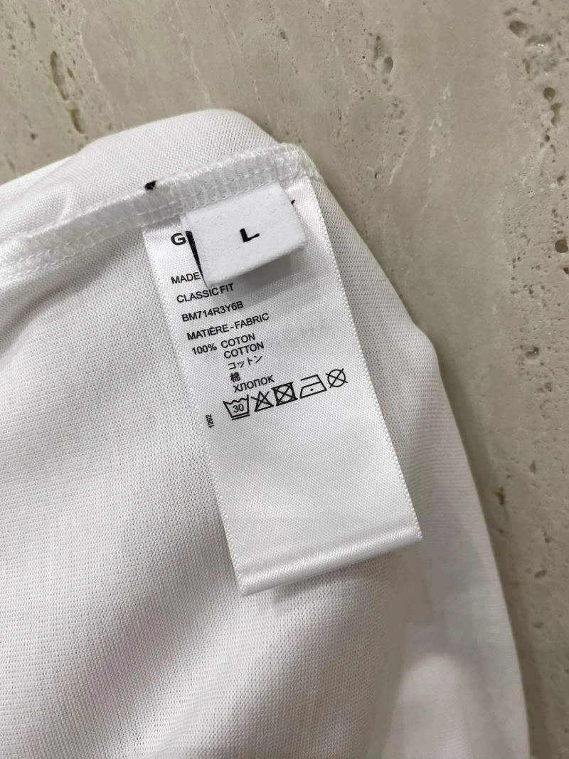 WellDesigned Givenchy T-Shirts 123892