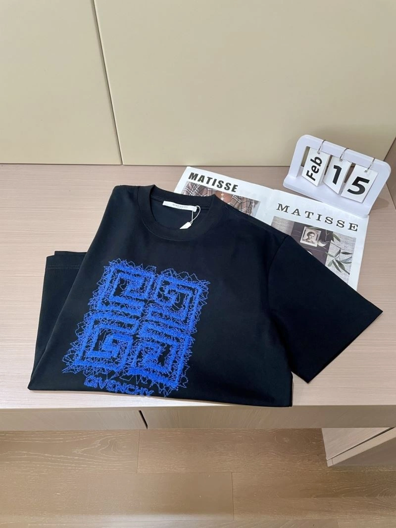 Breathable Givenchy T-Shirts 123889