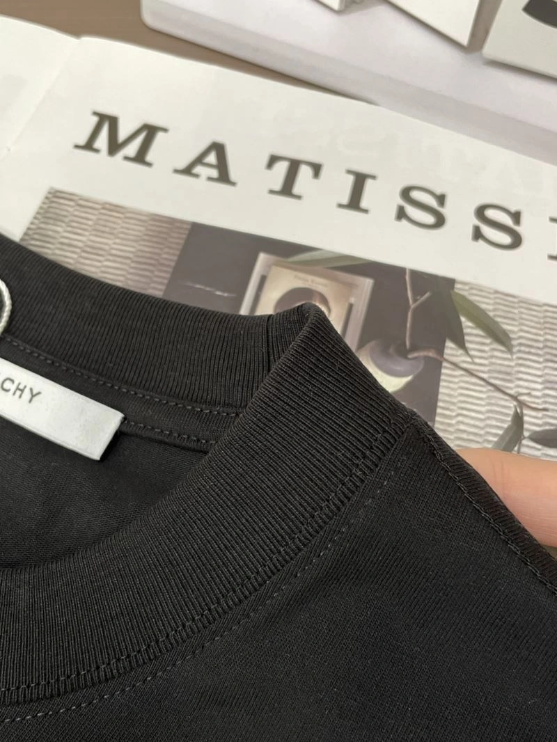 Breathable Givenchy T-Shirts 123889