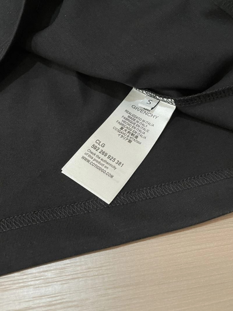 Breathable Givenchy T-Shirts 123889