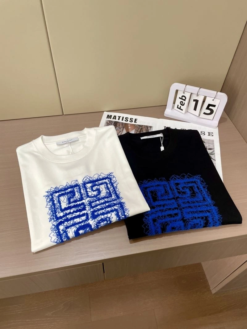 Breathable Givenchy T-Shirts 123889