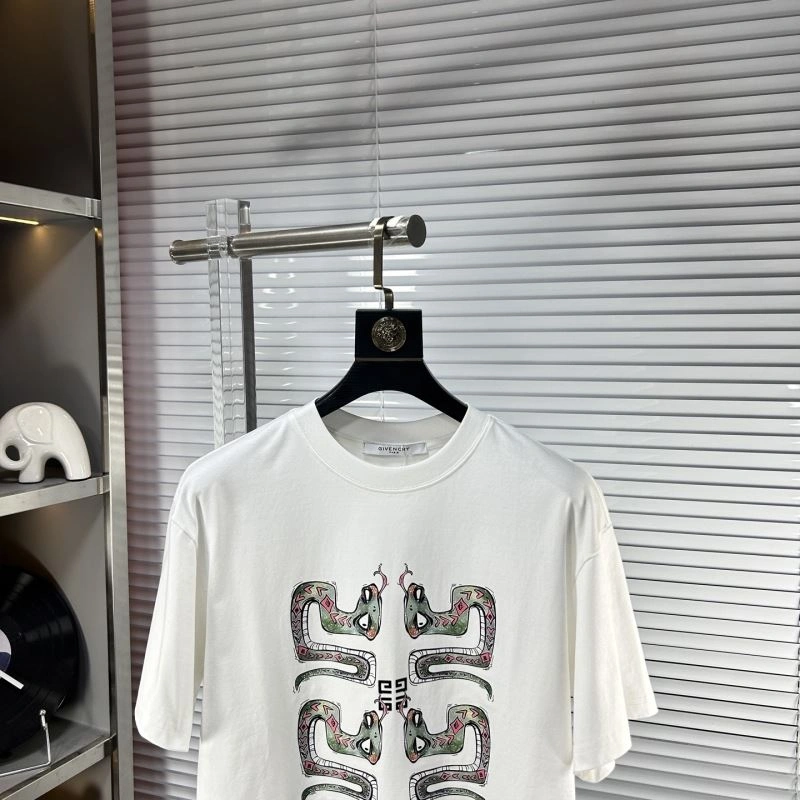 Supportive Givenchy T-Shirts 123872