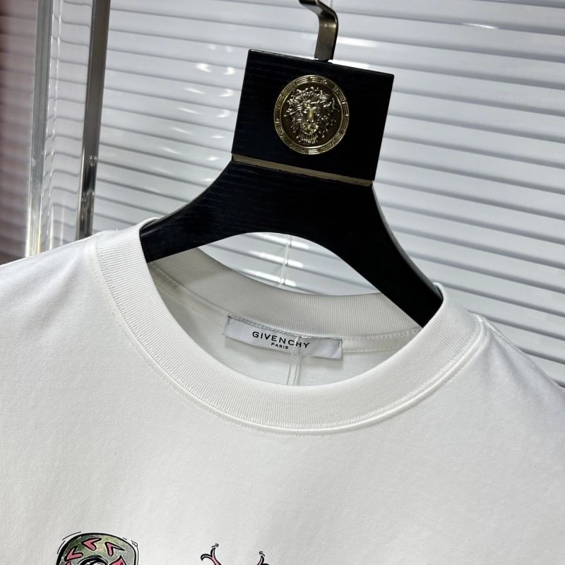 Supportive Givenchy T-Shirts 123872