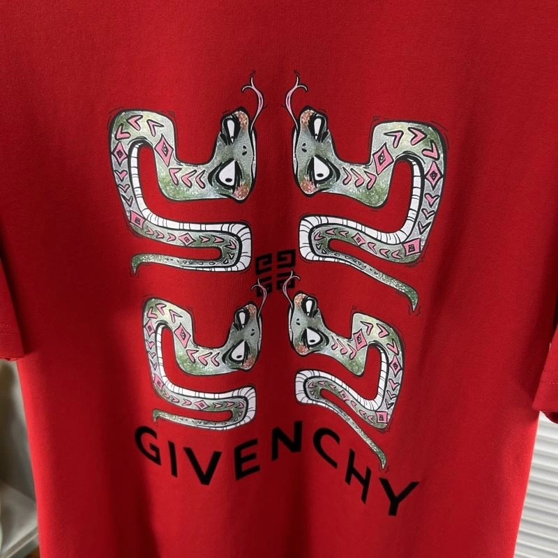 Stretchable Givenchy T-Shirts 123877