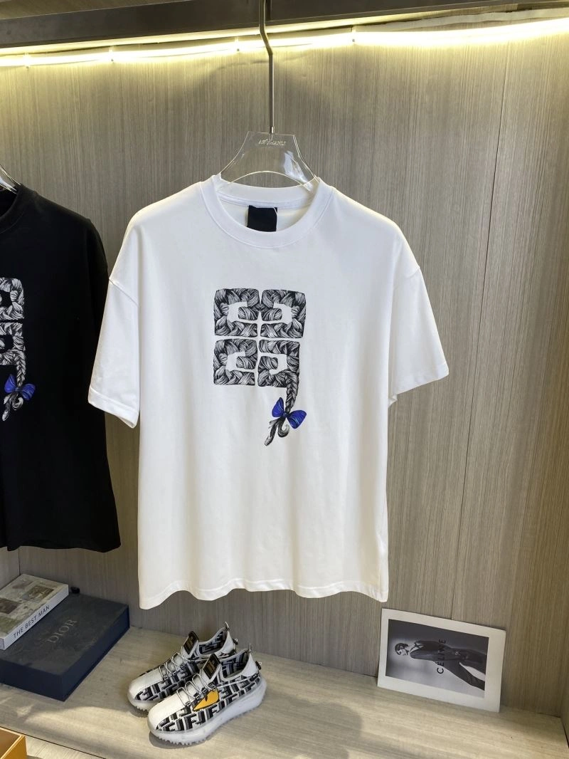 Givenchy T-Shirts FashionForward 123860