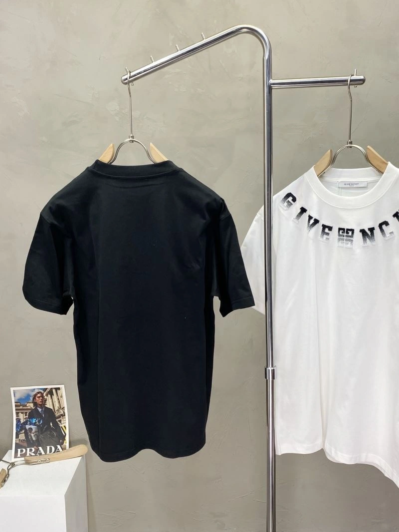 Reliable Givenchy T-Shirts 123856