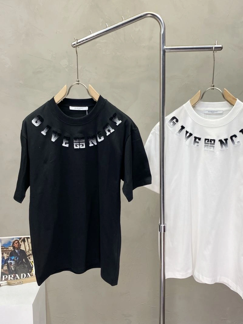 Reliable Givenchy T-Shirts 123856