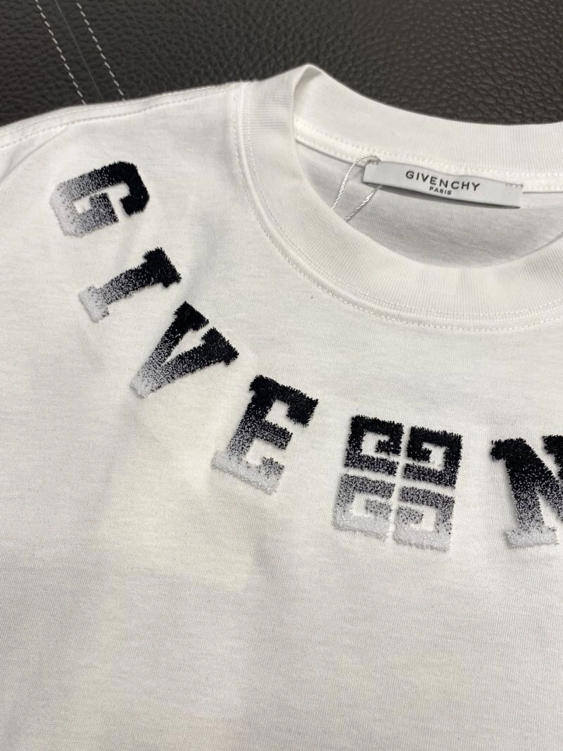 Reliable Givenchy T-Shirts 123856