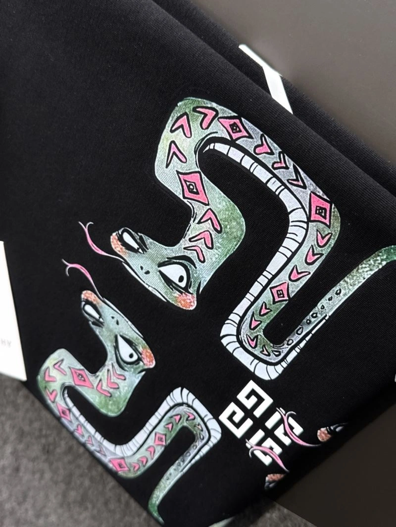 Givenchy T-Shirts Cozy 123840