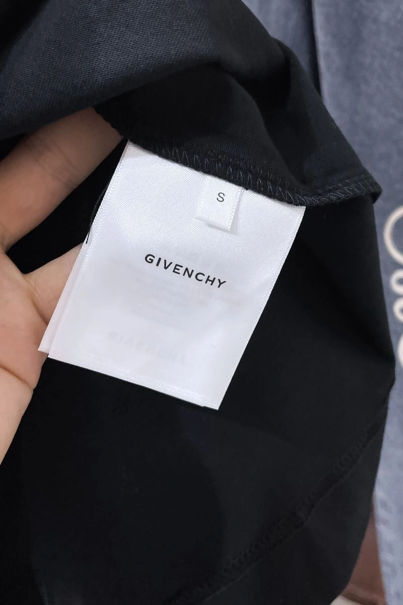 Givenchy T-Shirts Comfortable 123826