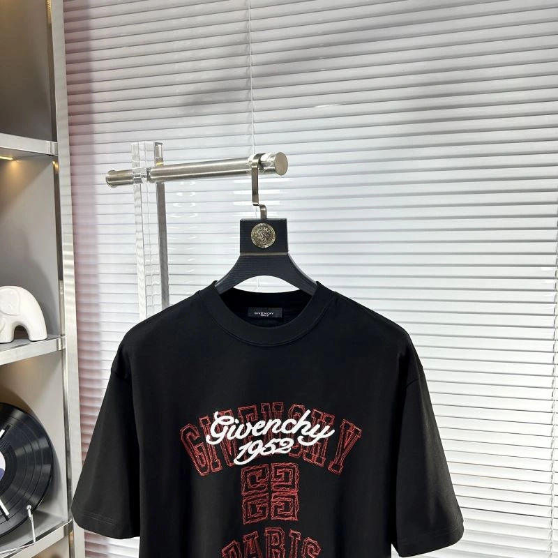 Givenchy T-Shirts Modern 123827
