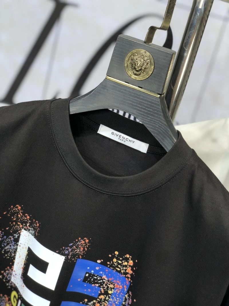 Givenchy T-Shirts Vibrant 123842