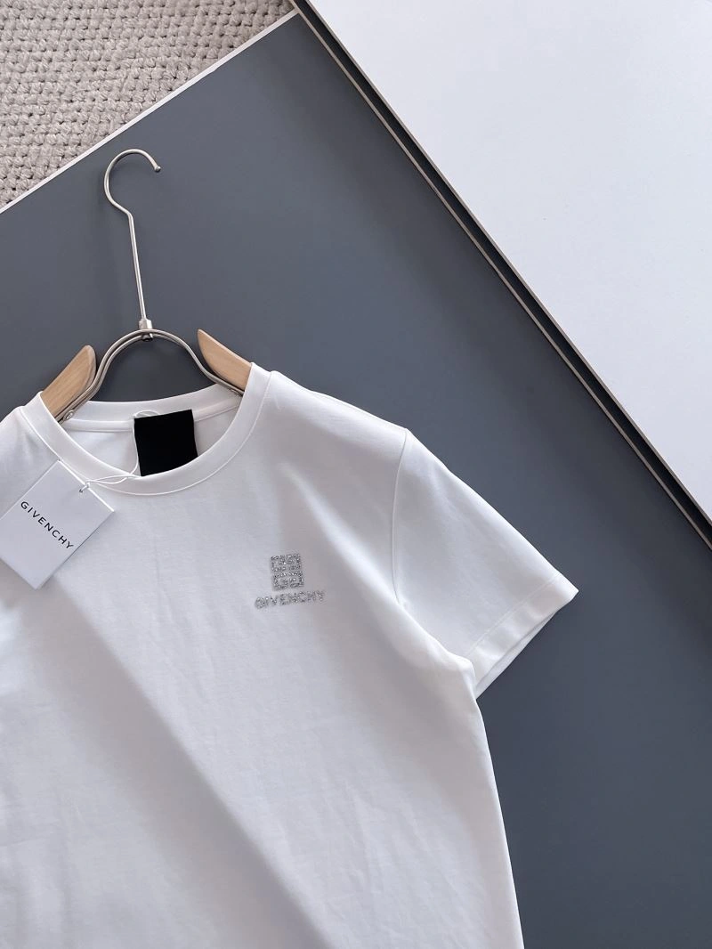 Givenchy T-Shirts Versatile 123825