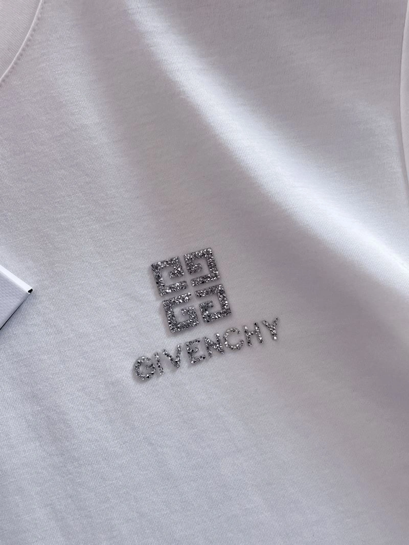 Givenchy T-Shirts Versatile 123825