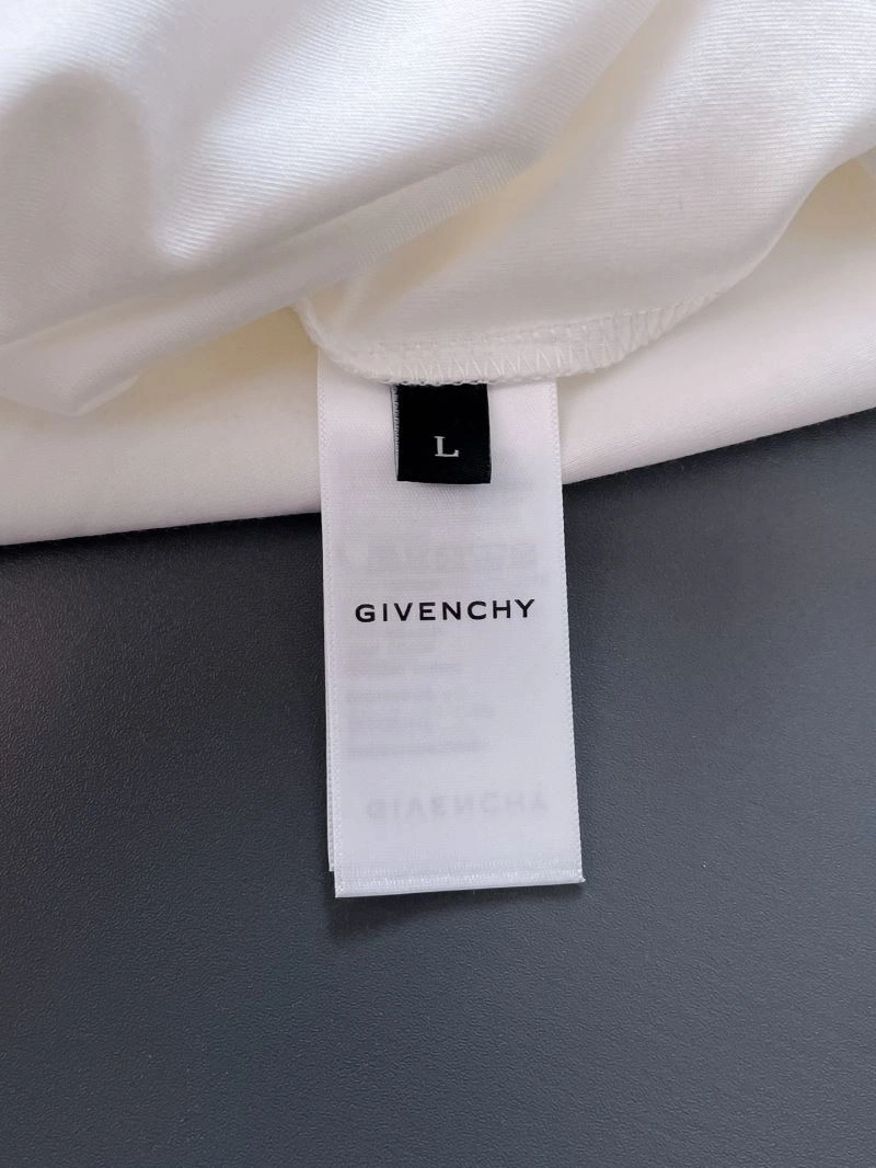 Givenchy T-Shirts Versatile 123825