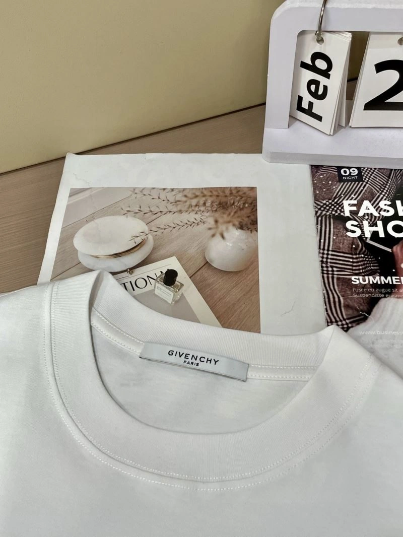 Givenchy T-Shirts TravelReady 123808