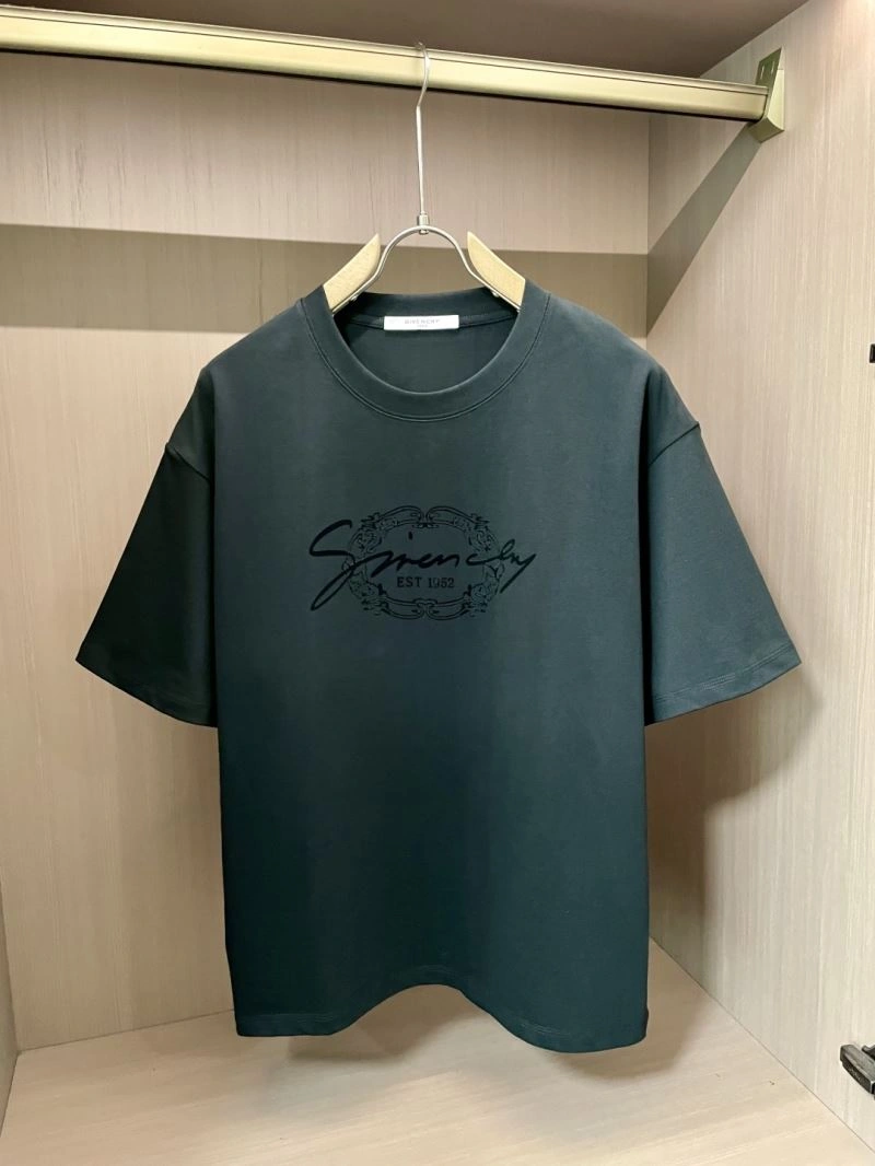 Efficient Givenchy T-Shirts 123805