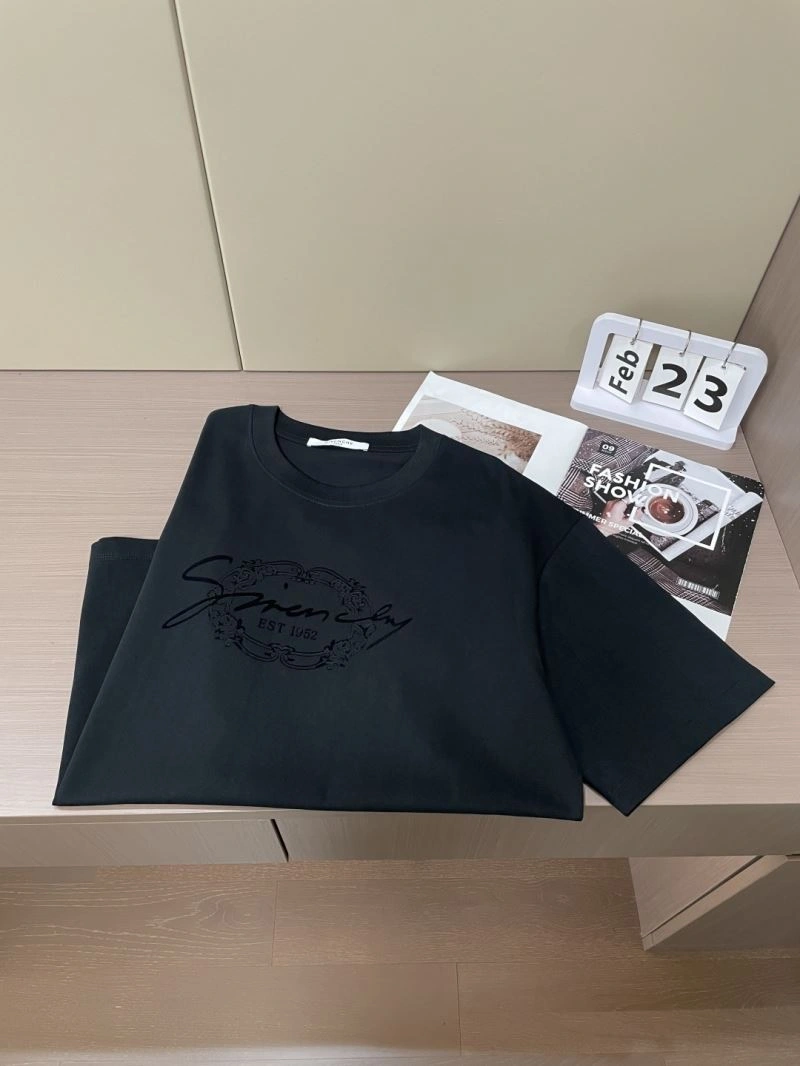 Efficient Givenchy T-Shirts 123805