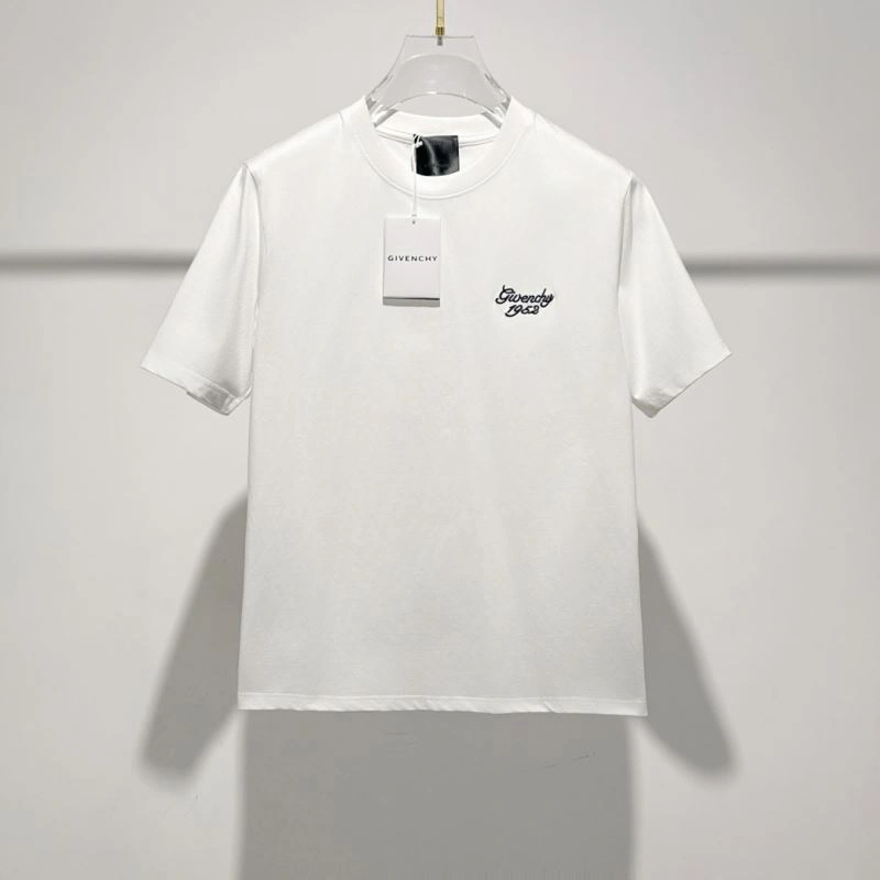 Givenchy T-Shirts FashionForward 123804