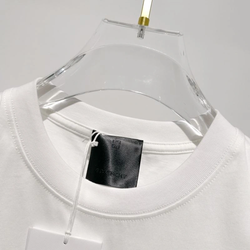 Givenchy T-Shirts FashionForward 123804