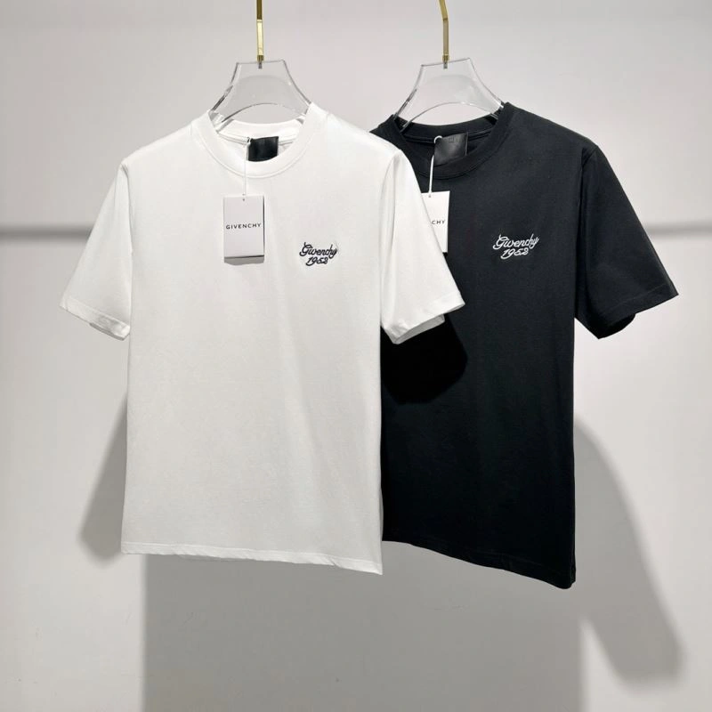 Supportive Givenchy T-Shirts 123809