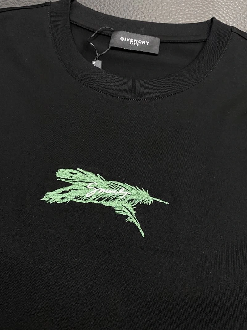 FashionForward Givenchy T-Shirts 123802