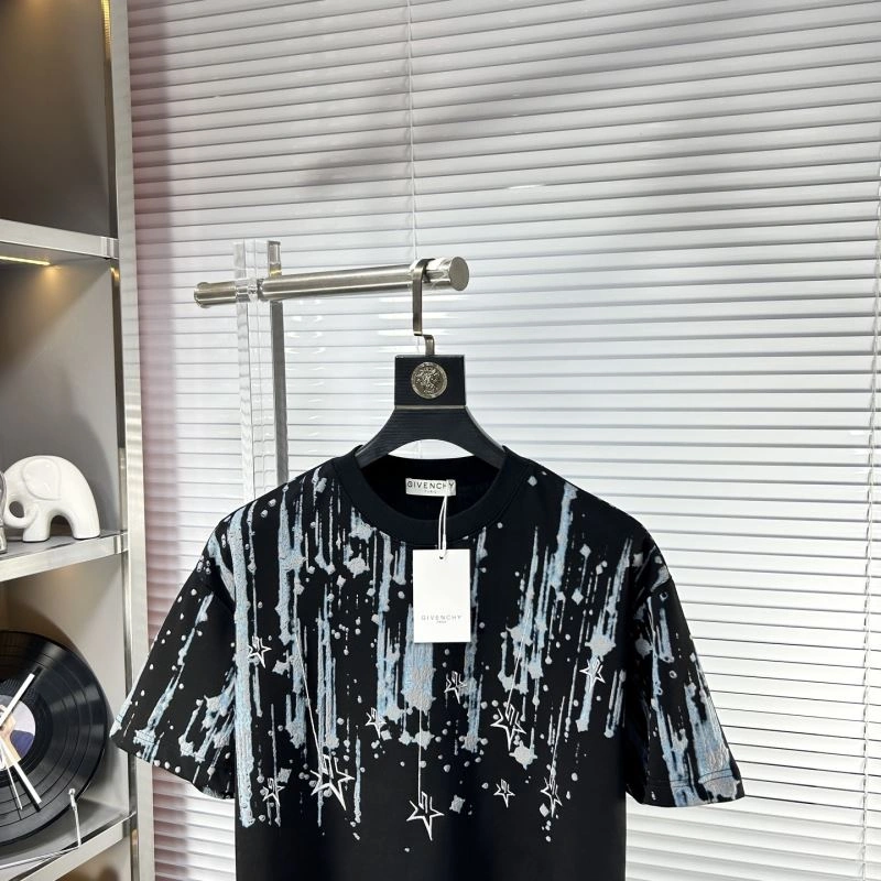 Durable Givenchy T-Shirts 123781