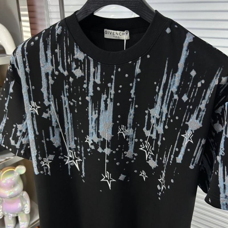 Durable Givenchy T-Shirts 123781